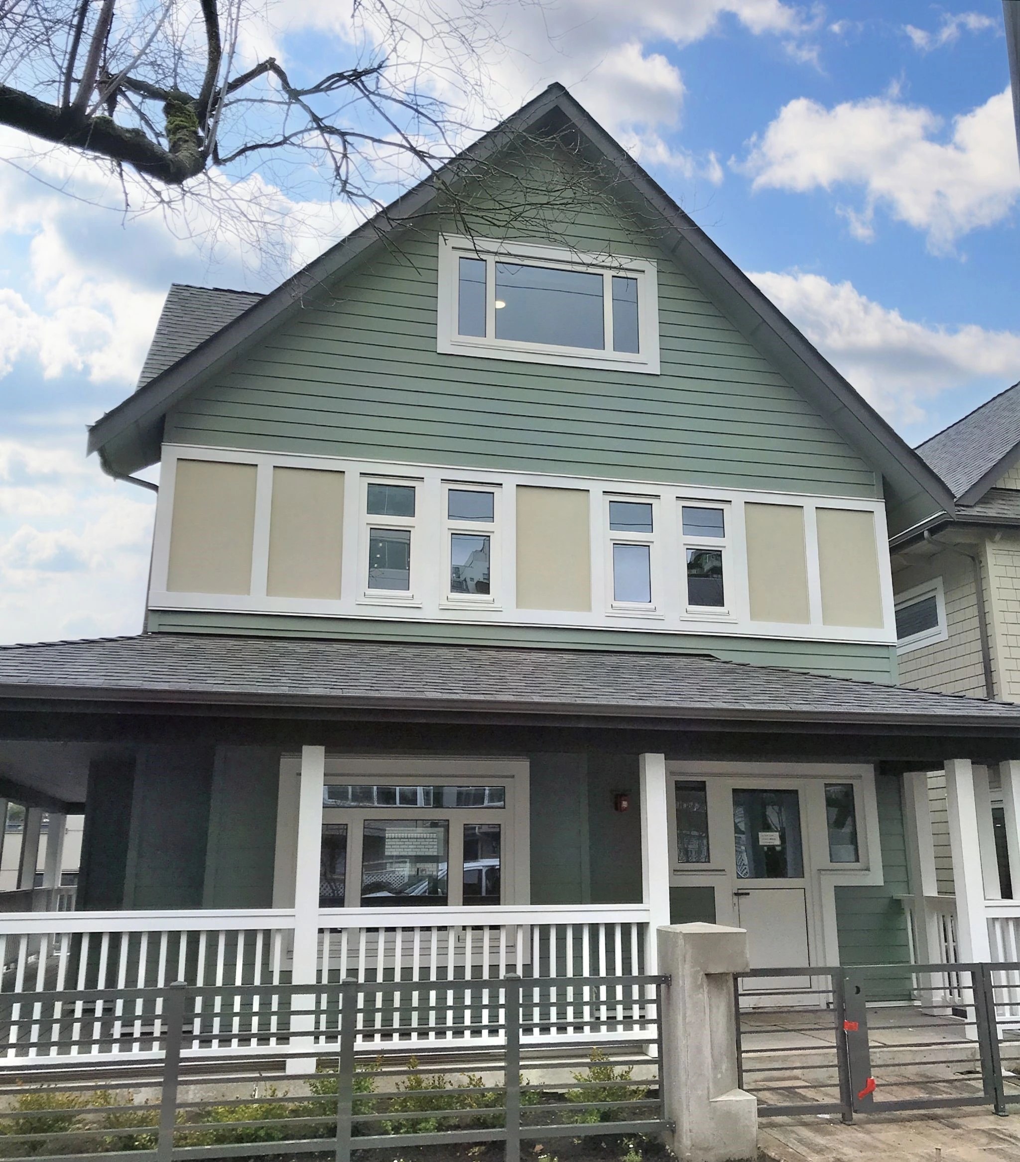 Heritage house renovation done in Vancouver. Target was to keep look as close as possible. Hardie panels and Hardie planks over 1.5 semirigid insulation. Hardie soffit panels.