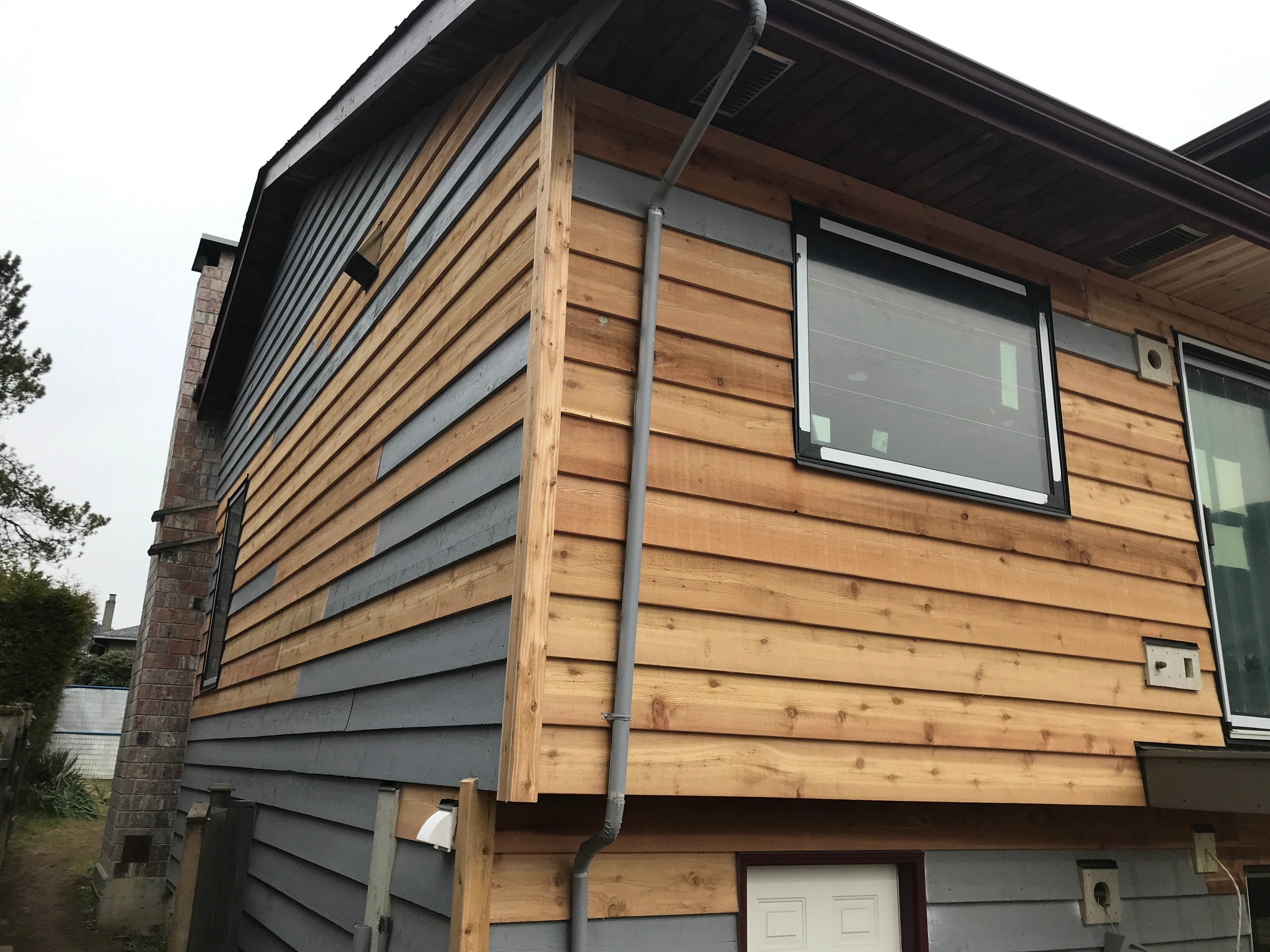 And one more renovation is done for My House Design/Build/Team. Cedar bevel siding, soffit, and fascia replacement were done in North Vancouver within a week.